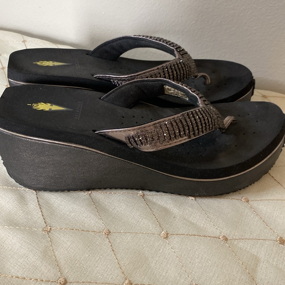 🌻Volatile Sandals🌻 - Picture 4 of 7